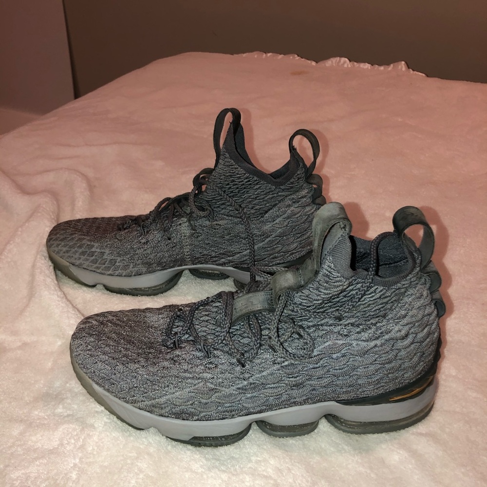 Lebron 15’s wolf grey high top size 11.5